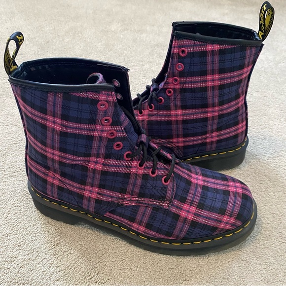 Dr Martens 1460 Pink Multi Tartan Plaid 41969650 Size 10 Combat Boots Lace Up - Picture 15 of 15